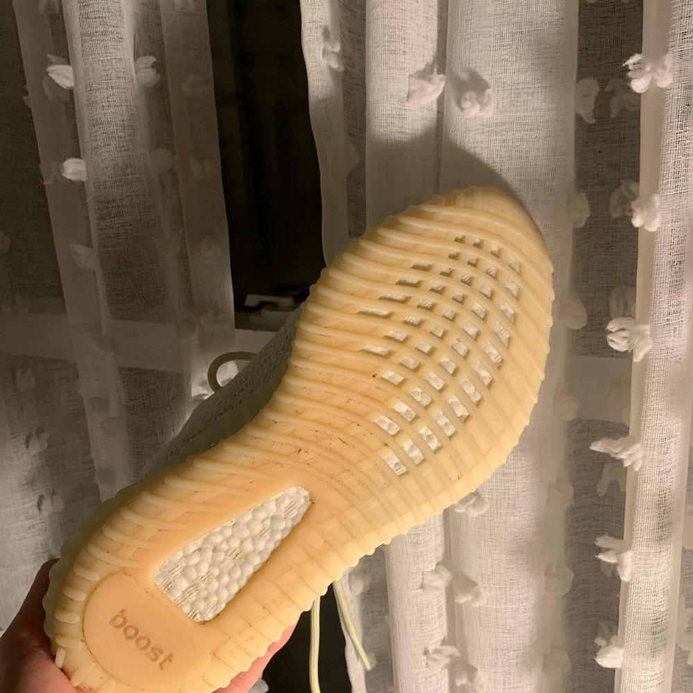 Addidas Yeezy Butters - Picture 6 of 7